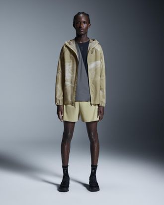 On Ultra Shorts