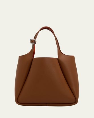 WE-AR4 The Trapeze Leather Crossbody Bucket Bag