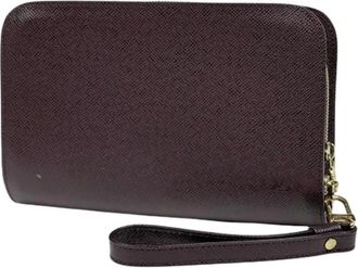 Louis Vuitton Pre-owned Clutches, male, Red, Size: ONE SIZE Pre-owned Clutch bag