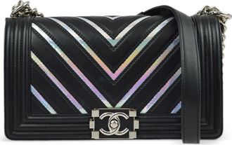 Chanel 2017 Boy Chanel shoulder bag - women - Lambskin - One Size - Black