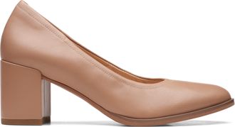 Clarks Freva 55 Court in Beige Leather