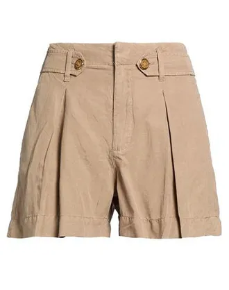 Guess BOTTOMWEAR - Shorts & Bermuda Shorts on YOOX.COM