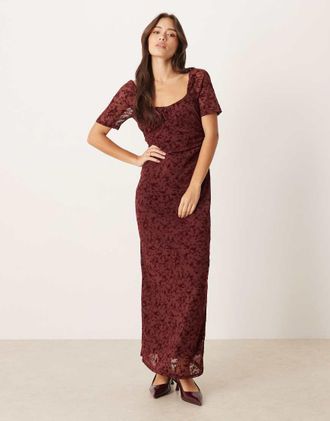 Asos Vestito da giorno midi in pizzo bordeaux d&eacute;vor&eacute; con maniche a sbuffo-Rosso