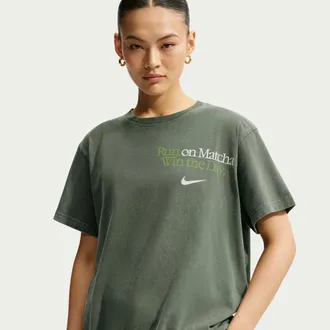 Nike Womens Nike Sportswear Oversized T-Shirt in Green | IV4145-303
