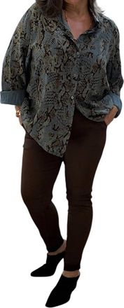 Made in Italy Savannah Flow Button Front Blouse In Vintage Blue