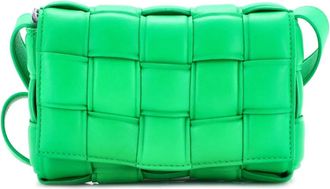 Bottega Veneta Borsa a tracolla Cassette piccola in pelle imbottita con motivo Maxi Intrecciato - Verde