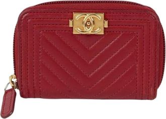 Chanel Pre-owned Bags, female, Red, Size: ONE SIZE Pre-owned Boy Zip Card Holder
