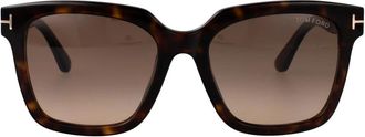 Tom Ford Stijlvolle zonnebril voor zonnige dagen - Dames - Zonnebrillen - Bruin - 55 MM - Accessoires