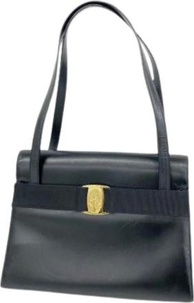 Ferragamo Pre-owned Shoulder Bags, female, Black, Size: ONE SIZE Pre-owned Leather Shoulder Bag