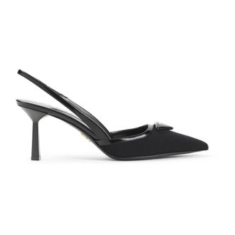 Prada Schoenen, Dames, Zwart, 39 EU, Leer, Mesh Slingback Pumps