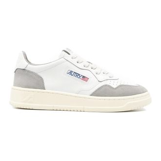 Autry Medalist Low - female - Autry - Sneakers - White - 3 UK - Shoes
