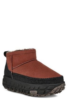 UGG Venture Daze Ultra Mini Boot in Red Jasper /Black at Nordstrom Rack, Size 4