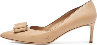Ferragamo Pumps con applicazione 50mm - Toni neutri
