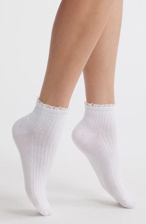 Muk Luks Lace Trim Cotton Blend Rib Quarter Socks in White at Nordstrom