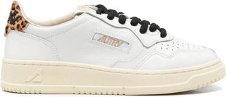 Autry Medalist Low Sneakers - Dames - Sneakers - Bruin - 39 EU - Katoen - Schoenen