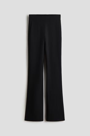 H&M Ausgestellte Hose mit Four-way-Stretch - Schwarz
