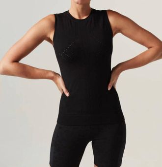 Blanc Noir Infinity Top In Black