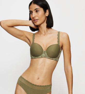 Triumph T-Shirt-BH TRIUMPH Amourette, Damen, Gr. 95, Cup D, gr&uuml;n (martini olive), Microtouch, Obermaterial: 63% Polyester, 25% Polyamid, 12% Elasthan, unifarb