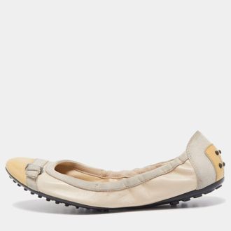 Tod's Tods Beige/yellow Patent Leather And Suede Cap Toe Scrunch Ballet Flats