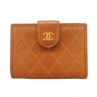 Chanel Brown Leather Wallet (Bi-Fold) (Pre-Owned)