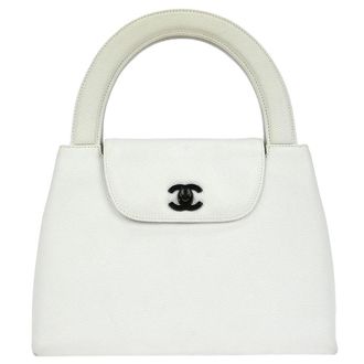 Chanel Vintage Top Handle Flap Bag Caviar White Leather Handbag (Pre-Owned)