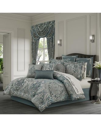 J. Queen New York Renata Comforter Set