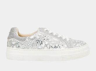 Betsey Johnson Womens Sidny Sneaker Shoes In Silver White Rhinestones