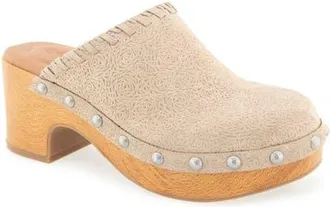 Gentle Souls Daphine Clog in Warm Sand Suede at Nordstrom, Size 5.5