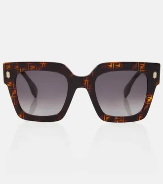 Brown Fendi Sunglasses: Shop up to −70% | Stylight Brown Fendi Sunglasses: Shop up to −70% | Stylight
