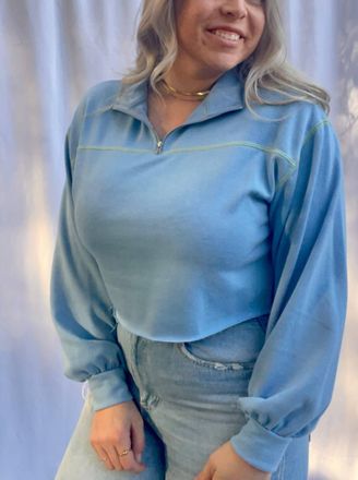 Le Lis Blanc Deux Marina Contrast Pullover In Blue