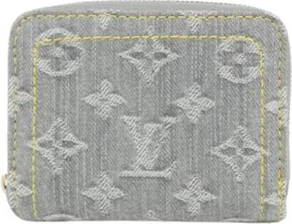 Louis Vuitton Pre-owned Wallets, female, Gray, Size: ONE SIZE Pre-owned Vintage Denim Wallet