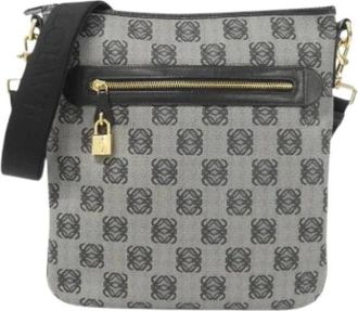 Loewe Pre-owned Cross Body Bags, female, Gray, Size: ONE SIZE Pre-owned Canvas Shoulder Bag