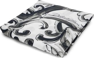 Dolce & Gabbana Telo da mare con stampa barocca - Nero