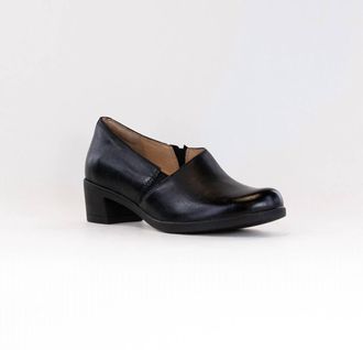 Dansko Womens Camdyn Shoes In Black Burnished Nubuck