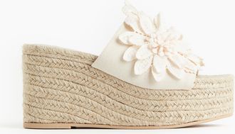 H&M Espadrille-Sandalen mit Keilabsatz. - Beige