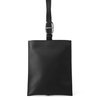 Herm&egrave;s Black Swift Leather Sling Bag (Pre-Owned)
