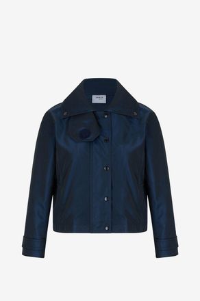 Akris Kurze wasserabweisende Kapuzenjacke aus irisierendem Taft