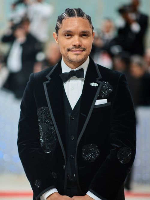 Trevor Noah wears a velvet suit at the 2023 Met Gala