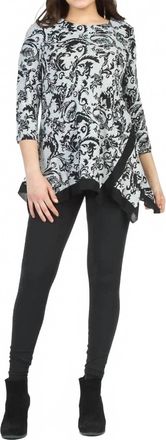 Papillon Filigree Angle Hem Sweater In Grey