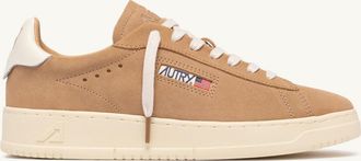 Autry DALLAS LOW SNEAKERS IN PEANUT SUEDE