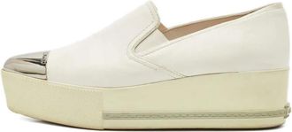 Miu Miu Sneakers met plateauzool en metalen neus - Wit
