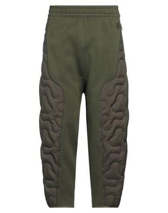 Moncler HOSEN & R&Ouml;CKE - Hosen auf YOOX.COM