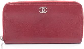 Chanel Red Color Leather Long Wallet (Bi-Fold) (Pre-Owned)