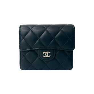 Chanel Black Leather Wallet (Bi-Fold) (Pre-Owned)
