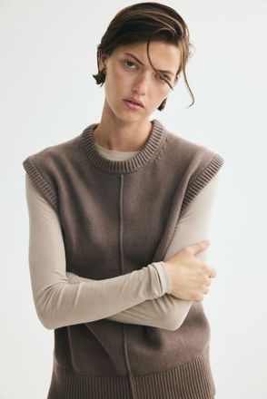 H&M Knit Sweater Vest in Dark Taupe at Nordstrom, Size X-Small
