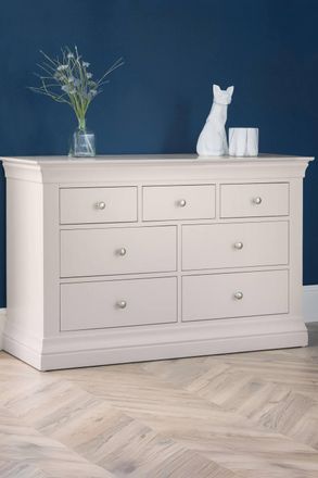 Julian Bowen Clermont 7 Drawer Chest (4+3) in Light Grey