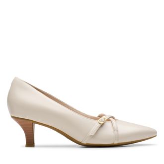 Clarks Womens Kepley Star, Off White Leather, 8.5 Wide