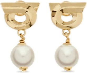 Ferragamo Accessoires, Dames, Geel, ONE Size, Parel Detail Goudkleurige Oorbellen