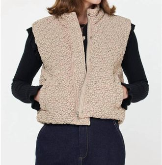 Current Air Cropped Quilting Vest In Taupe