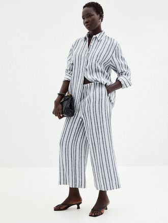 Contemporaine Womens Drawcord waist pure linen capri pant Fit: Wide leg, high rise